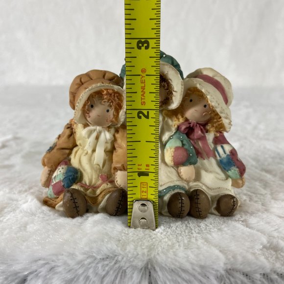 Down Petticoat Lane A Friend Is Someone Who Knows You By Heart Collectible 1997 - Picture 7 of 7